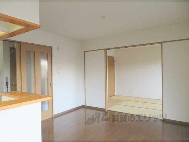 居室・リビング　居室