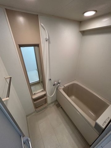 バス・シャワールーム　お風呂です