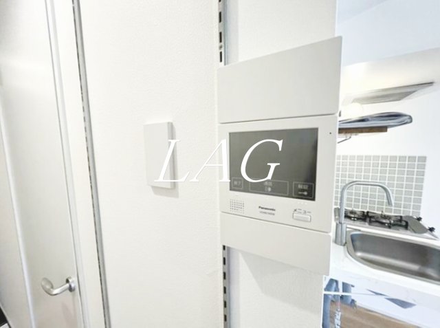 セキュリティ　モニター付きインターホンです。