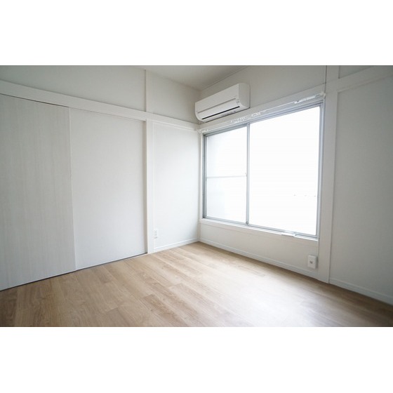 居室・リビング　洋室５帖