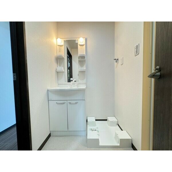 洗面設備　別室の参考写真です。※現況優先