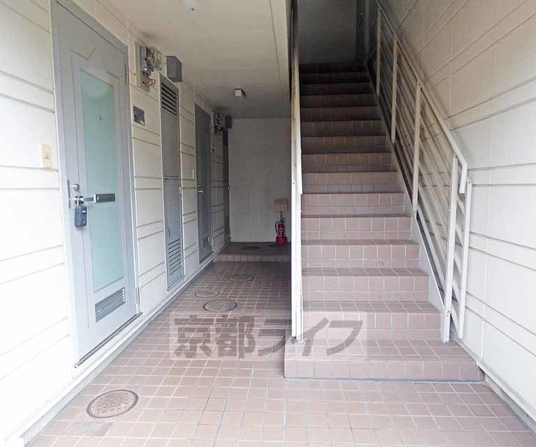 エントランス　綺麗なエントランスです。