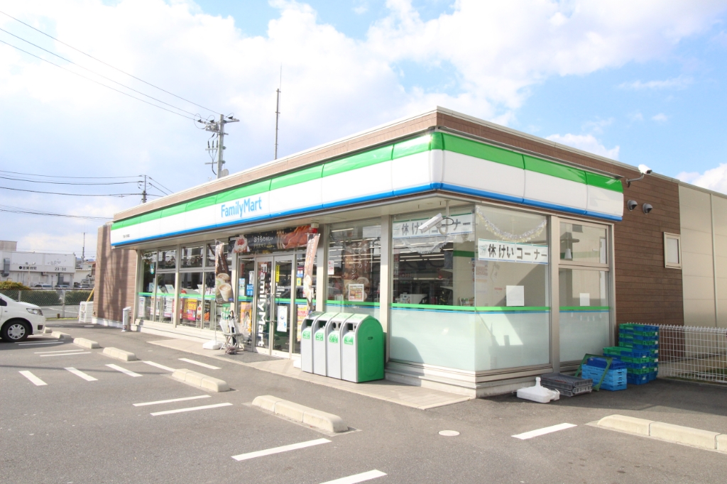 コンビニ　ファミリーマート 下関小月茶屋店（コンビニ）まで1252m