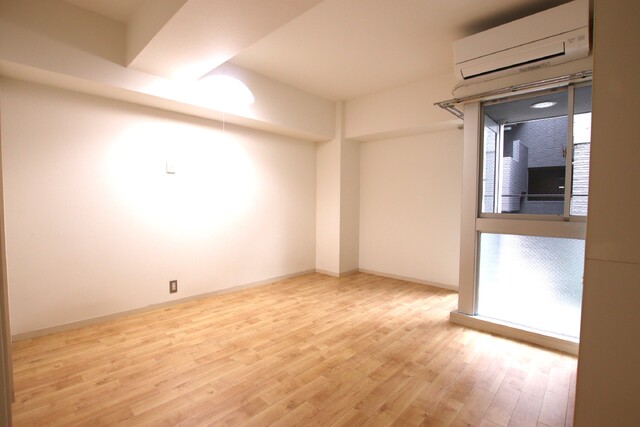 居室・リビング　※照明は設備ではありません。