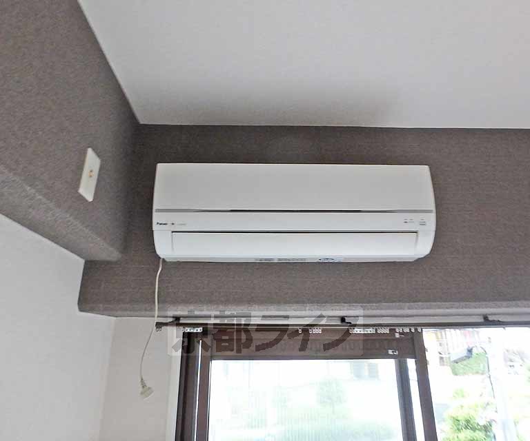 その他設備　真夏と真冬のお部屋を快適にしてくれます