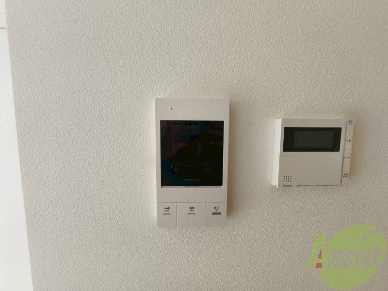 セキュリティ　ＴＶモニター付インターホンです。来客者の顔が見えるので安心！