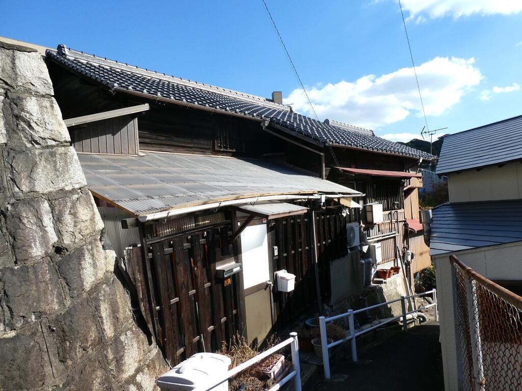 建物外観　どっしりとしたお家