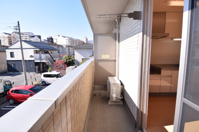 バルコニー　同物件別部屋の写真