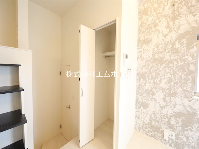 収納　クローゼット（収納充実してます）