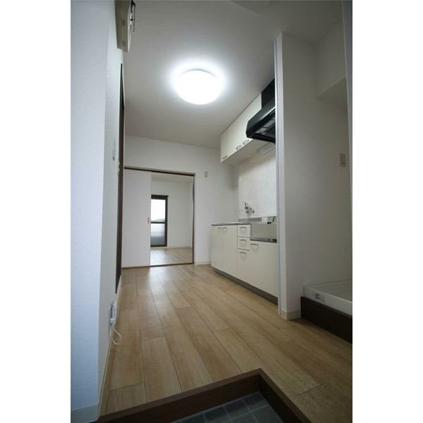 玄関　※他部屋参照