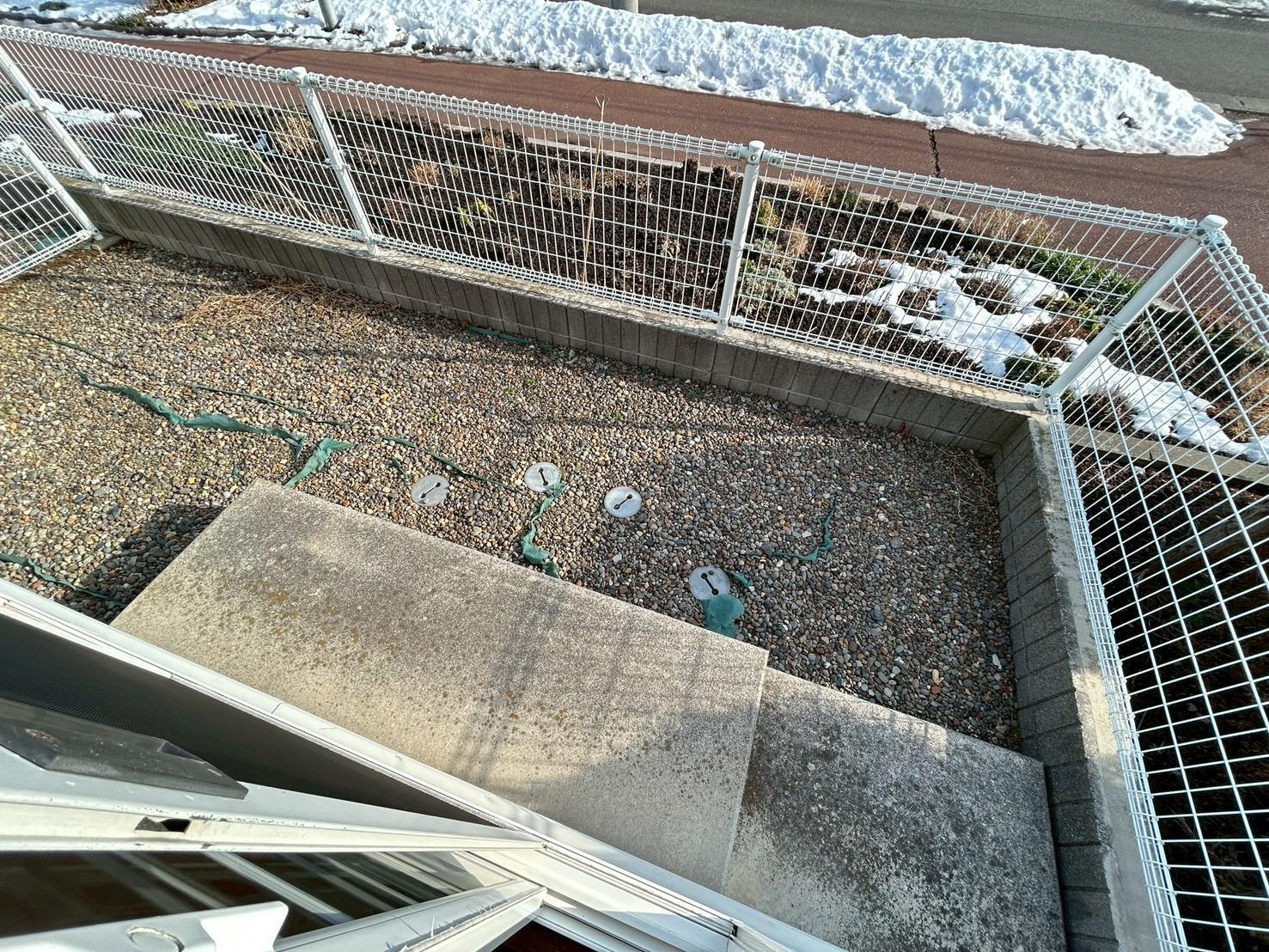 バルコニー　テラス