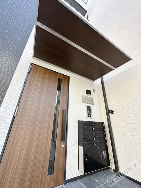 エントランス　便利な宅配ボックス完備♪♪