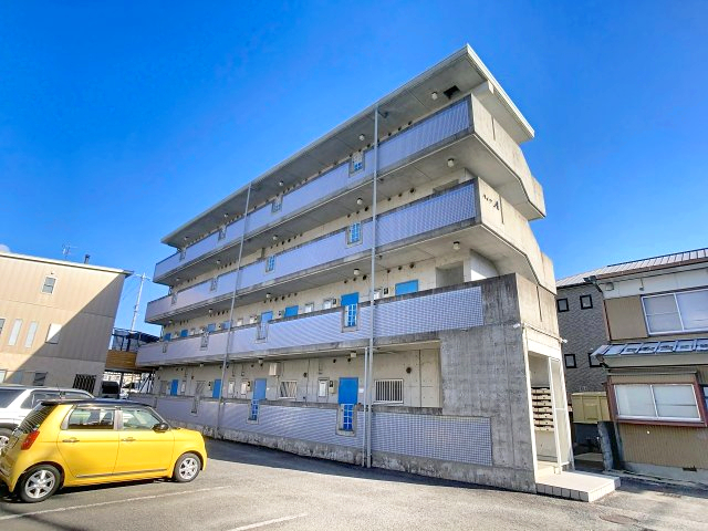 建物外観　2022年12月撮影