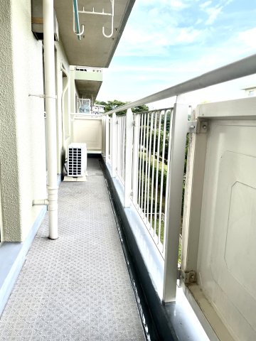 バルコニー　※2022年7月21日の写真です。