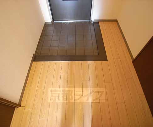 玄関　シューズボックスも置けますよ・