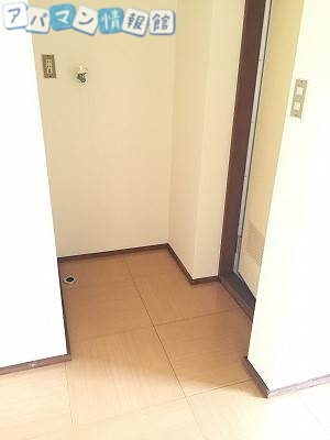 その他部屋・スペース　洗濯機置き場
