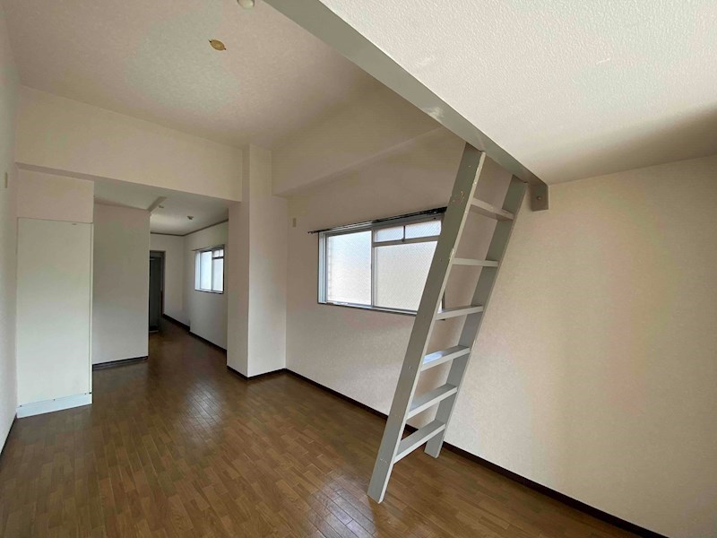 居室・リビング　同物件別部屋写真