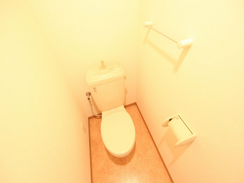 トイレ　洋式トイレ（温水洗浄便座設置可）