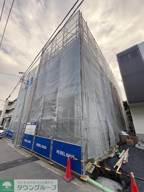 ロビー　駐車場