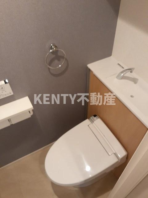 トイレ　落ち着いたトイレです