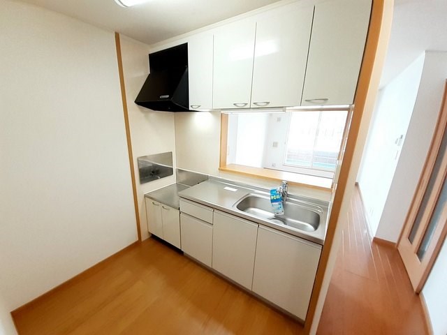 キッチン　※別号室の写真です。