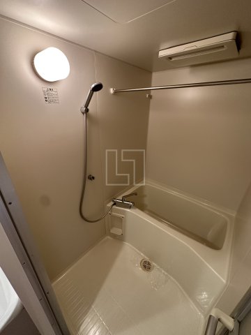 バス・シャワールーム　KDXレジデンス難波(ケーディーエックスレジデンス難波)　バ