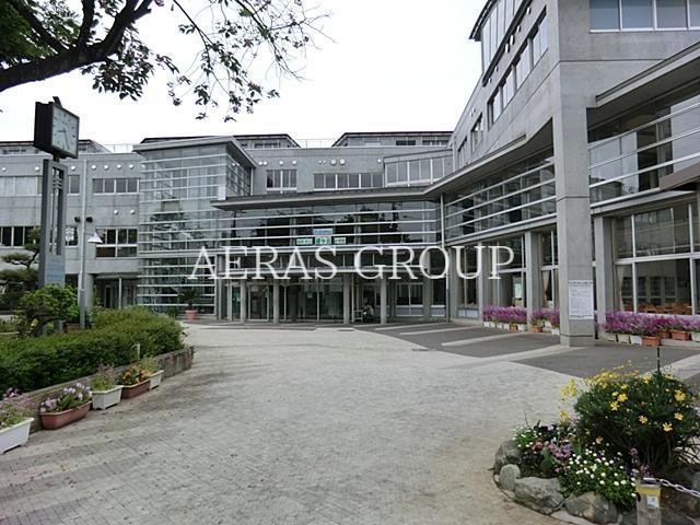 小学校　目黒区立緑が丘小学校（小学校）まで568m