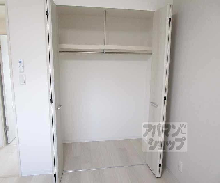 収納　３０２号室の写真です。