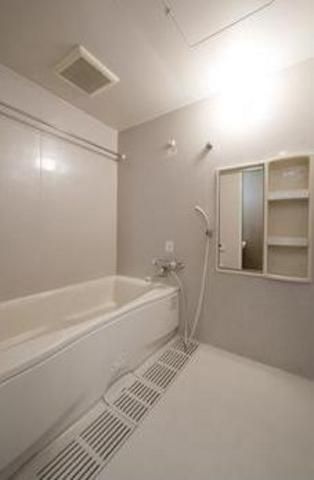 バス・シャワールーム　浴室