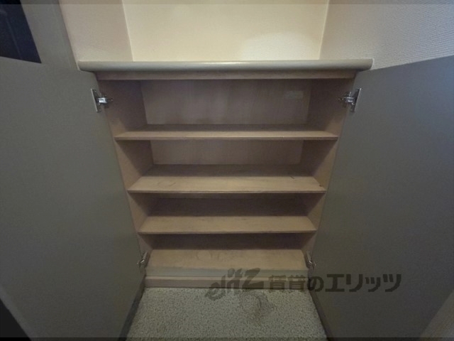 収納　下駄箱
