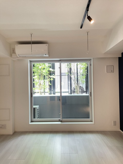居室・リビング　※別部屋参考写真