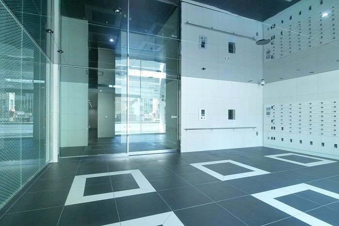 エントランス　エントランス