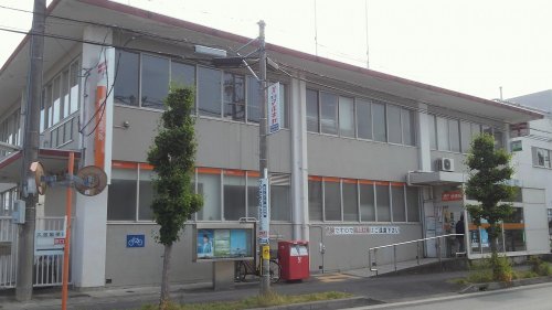 郵便局　久居郵便局（郵便局）まで653m