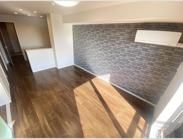 居室・リビング　ゆったり過ごせる居間です