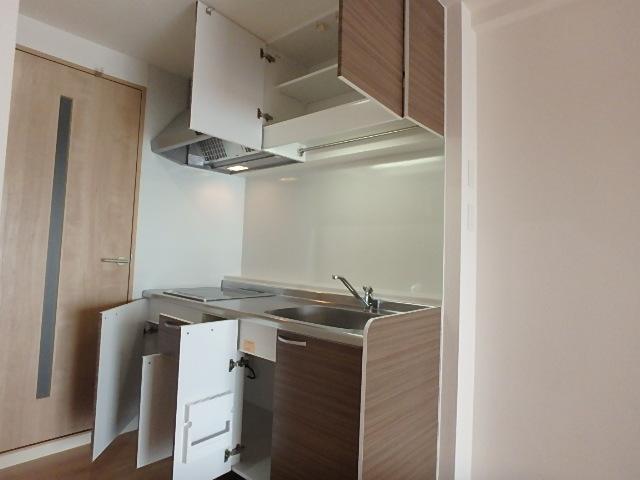 キッチン　収納力抜群のキッチンです