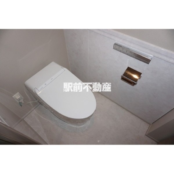 トイレ　写真は別部屋