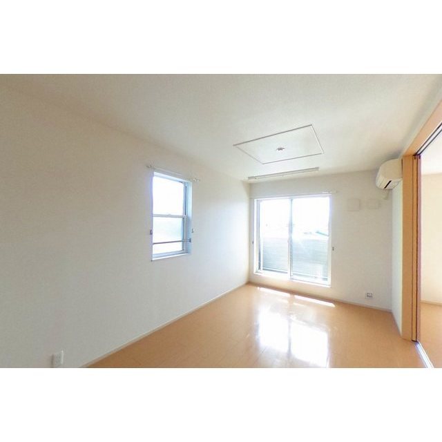 居室・リビング　内装写真はすべて２０３にて撮影