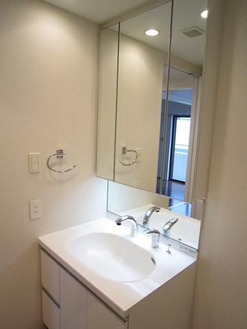 洗面設備　独立洗面台