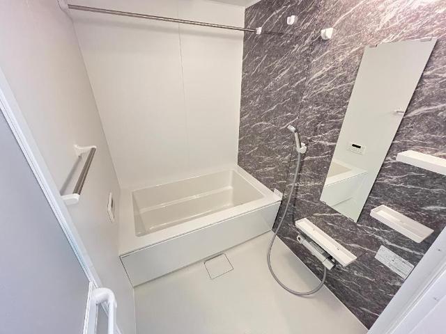 バス・シャワールーム　バス（イメージ）