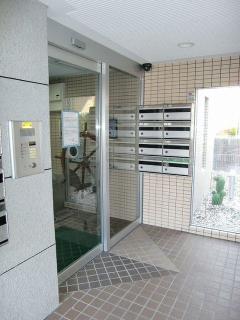 セキュリティ　エントランス