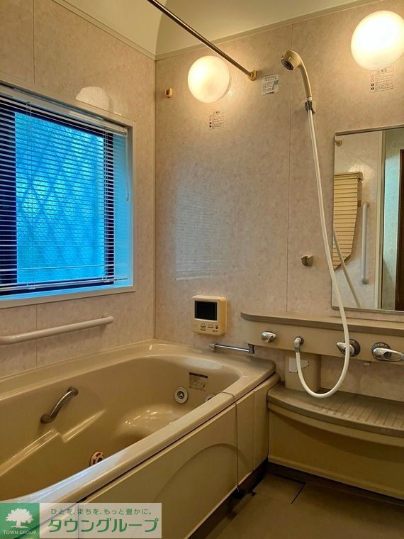 バス・シャワールーム　バス