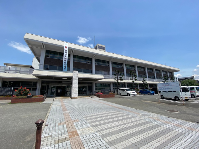 役所　寝屋川市役所（役所）まで600m