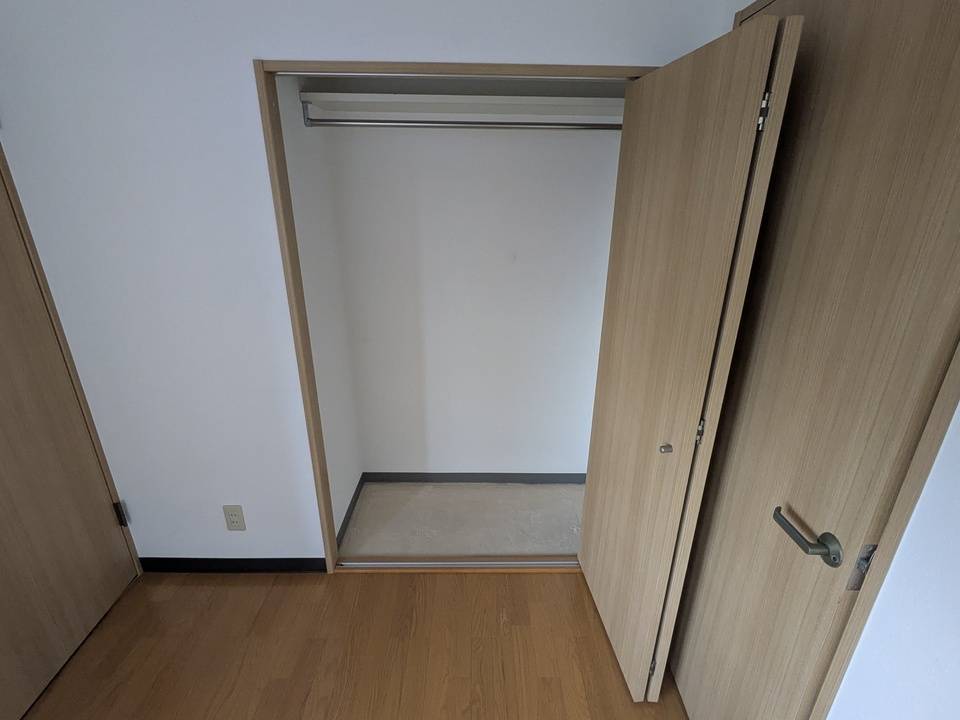収納　クローゼット