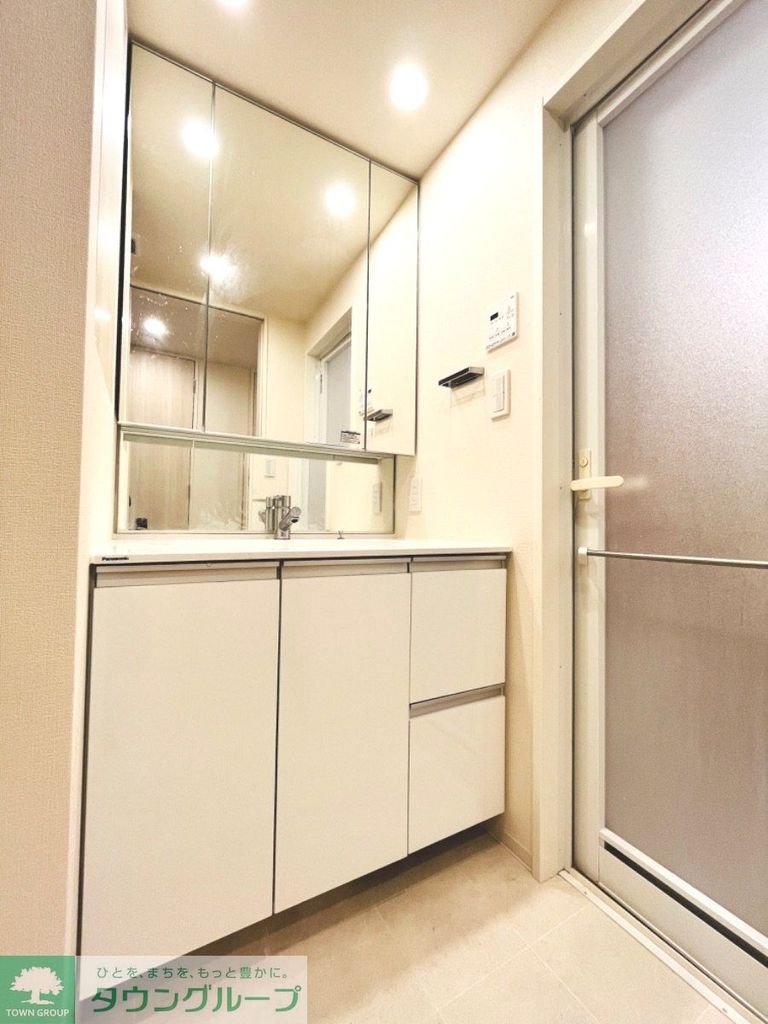 洗面設備　お部屋探しは株式会社　タウンハウジング　までお気軽にお問合…