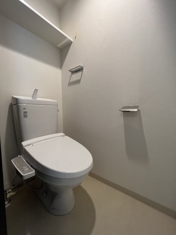 トイレ　エステムコート難波Vブロード　温水洗浄便座