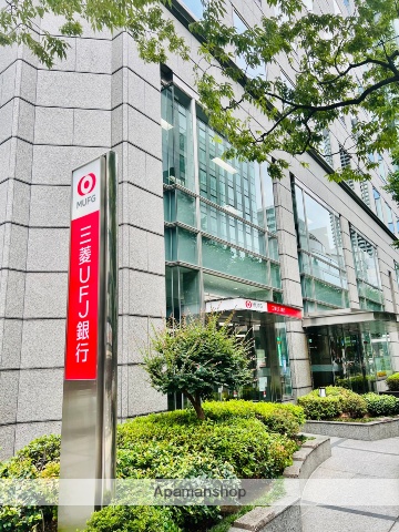 銀行　三菱ＵＦＪ銀行／瓦町支店（銀行）まで538m