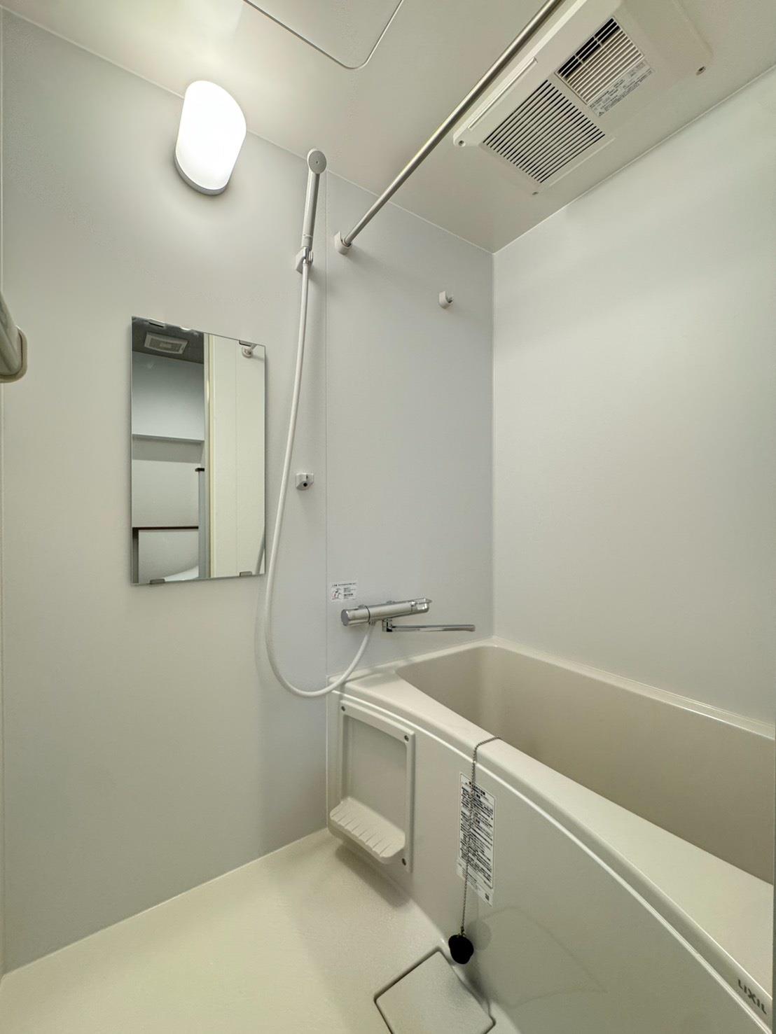 バス・シャワールーム　浴室