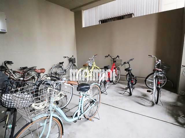 その他共有部分　駐輪場です。