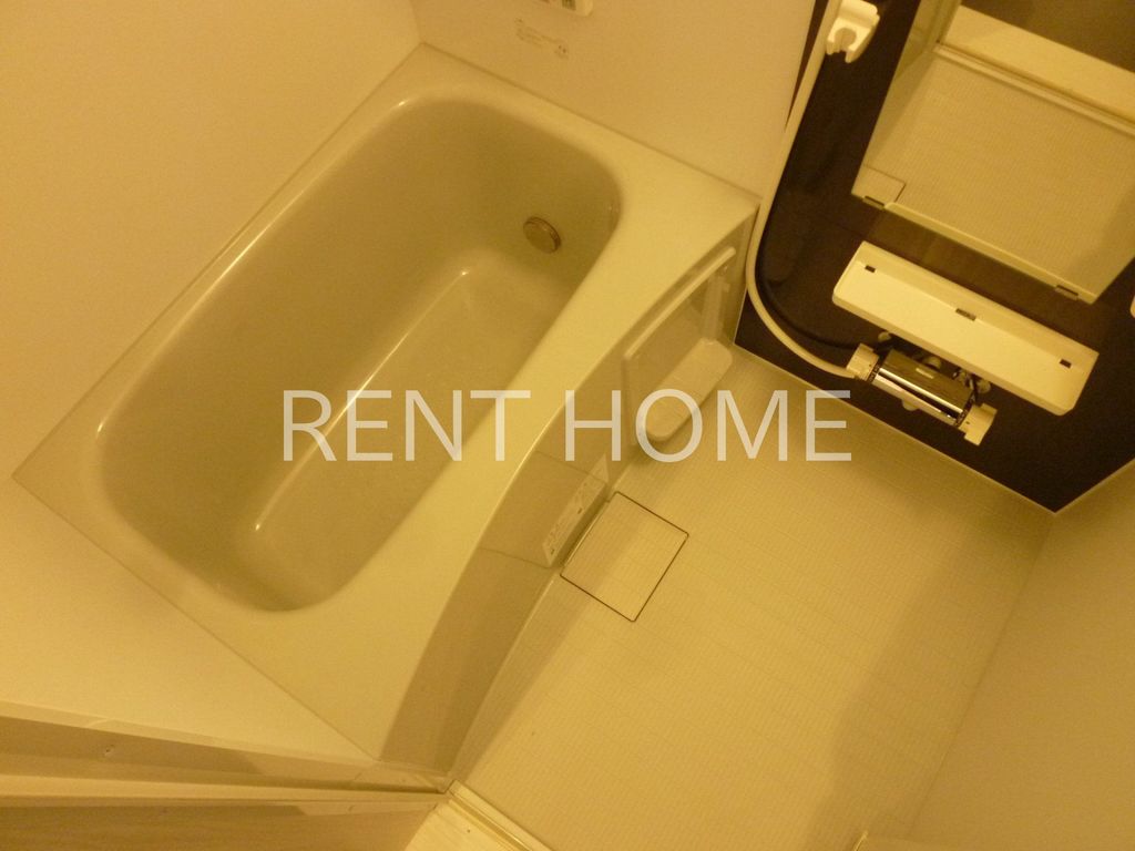 バス・シャワールーム　追い焚き機能付き