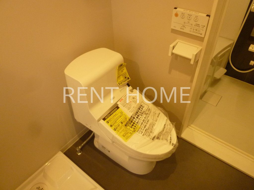 トイレ　ウォシュレット付き